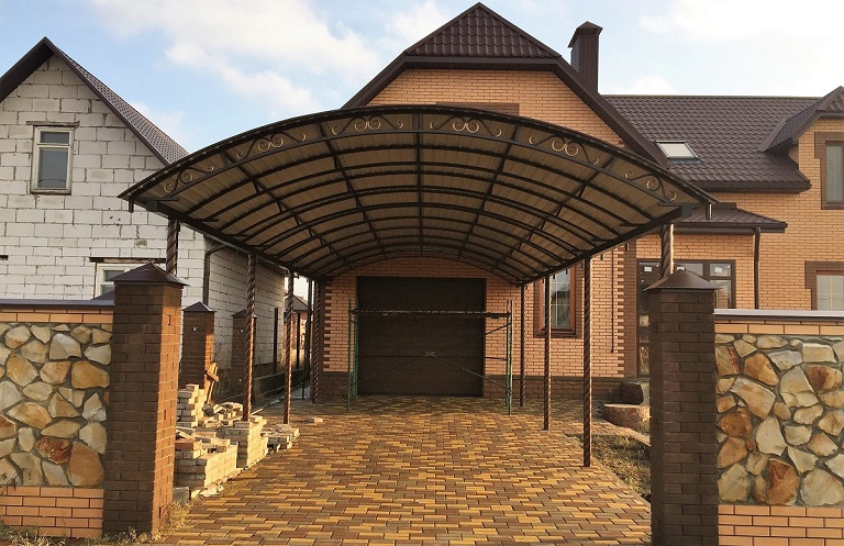 Металлический навес пример 4