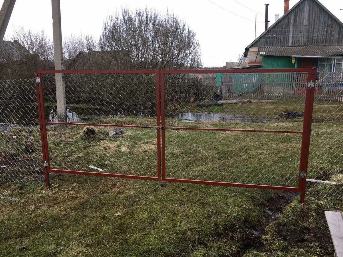 Забор из сетки рабицы в натяг 10 соток
