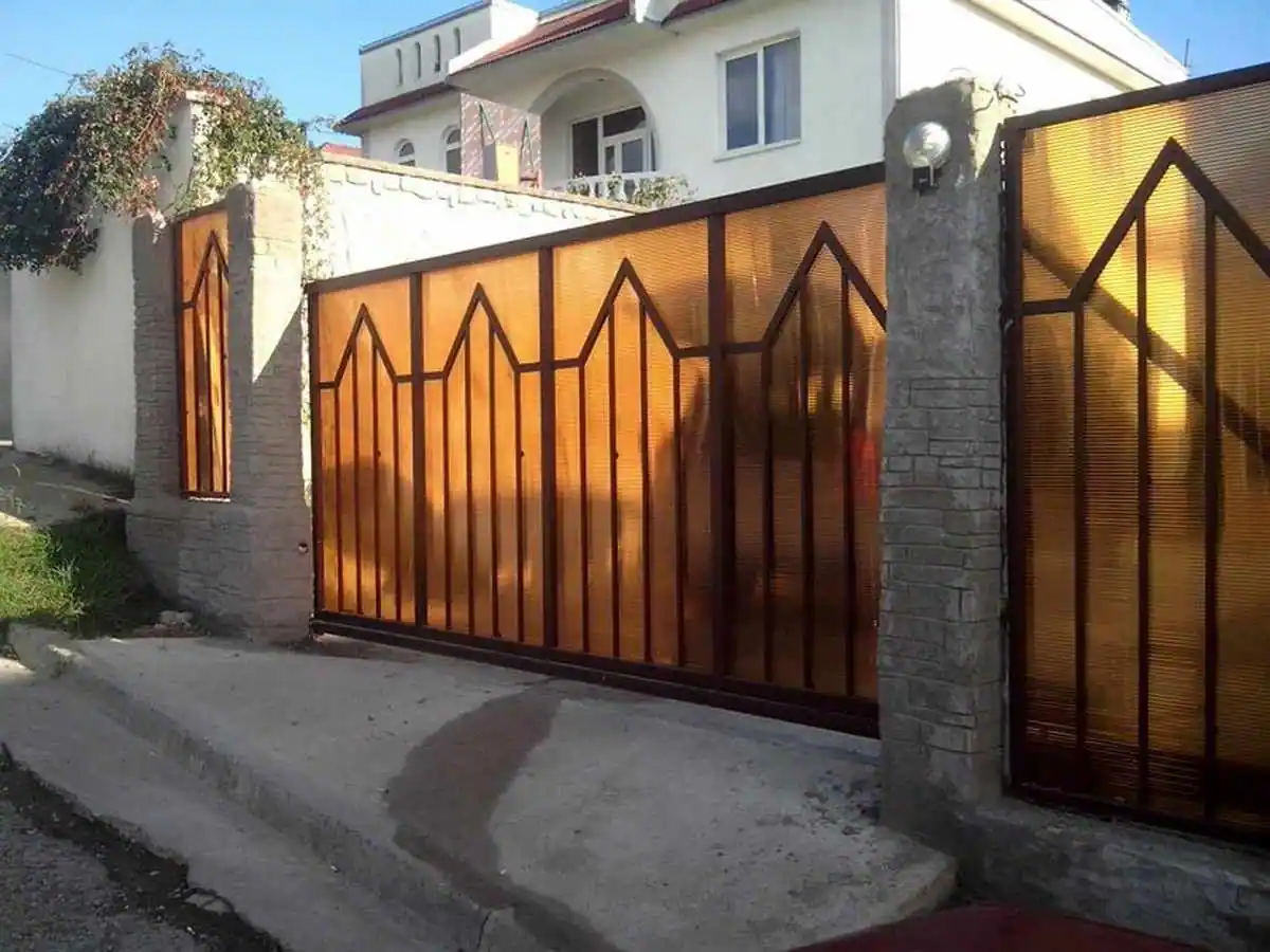 Сварной забор с поликарбонатом 75 метров