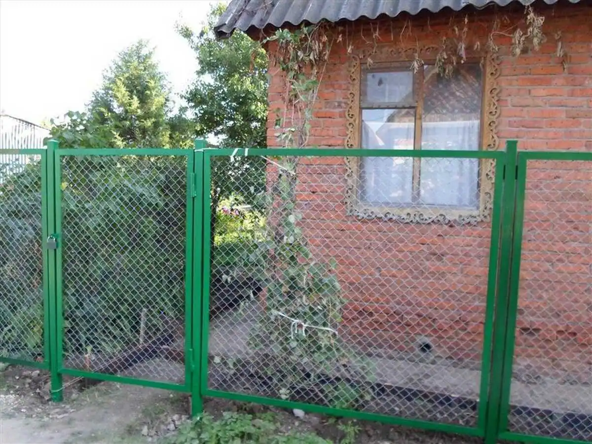 Забор из сетки рабицы в натяг секционный 50 метров