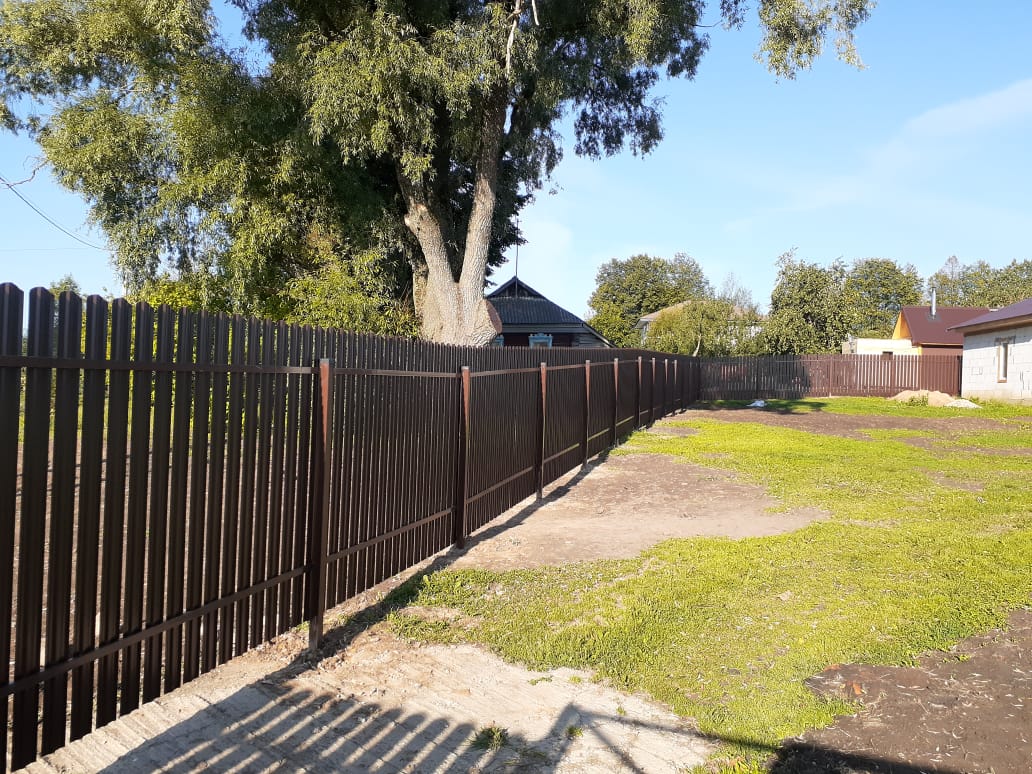 Металлический штакетник 10 соток для дачи