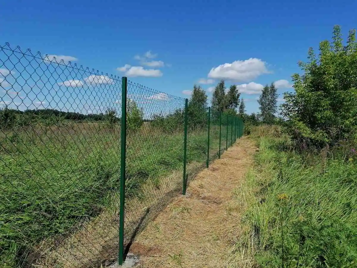 Забор из сетки рабицы с проволокой 125 метров
