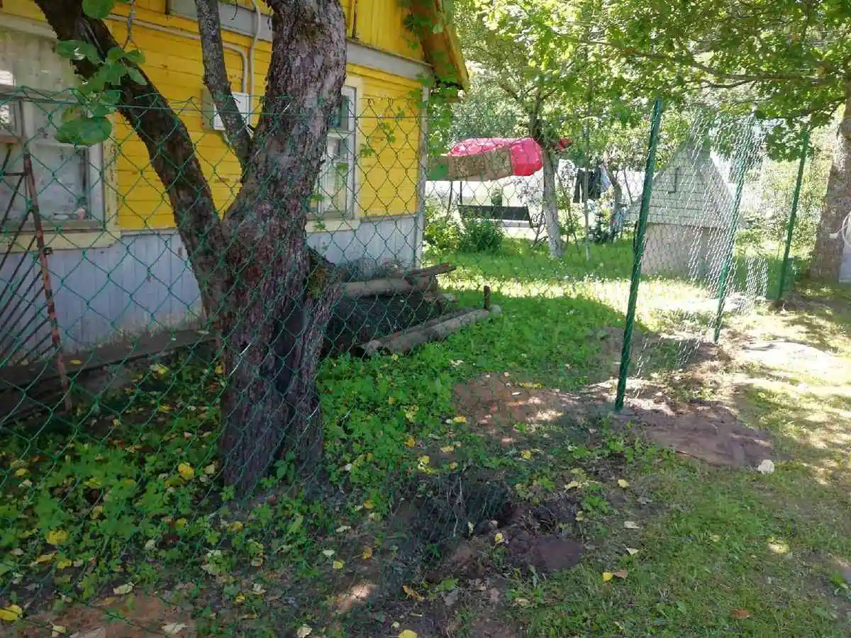 Забор из сетки рабицы с проволокой 80 метров