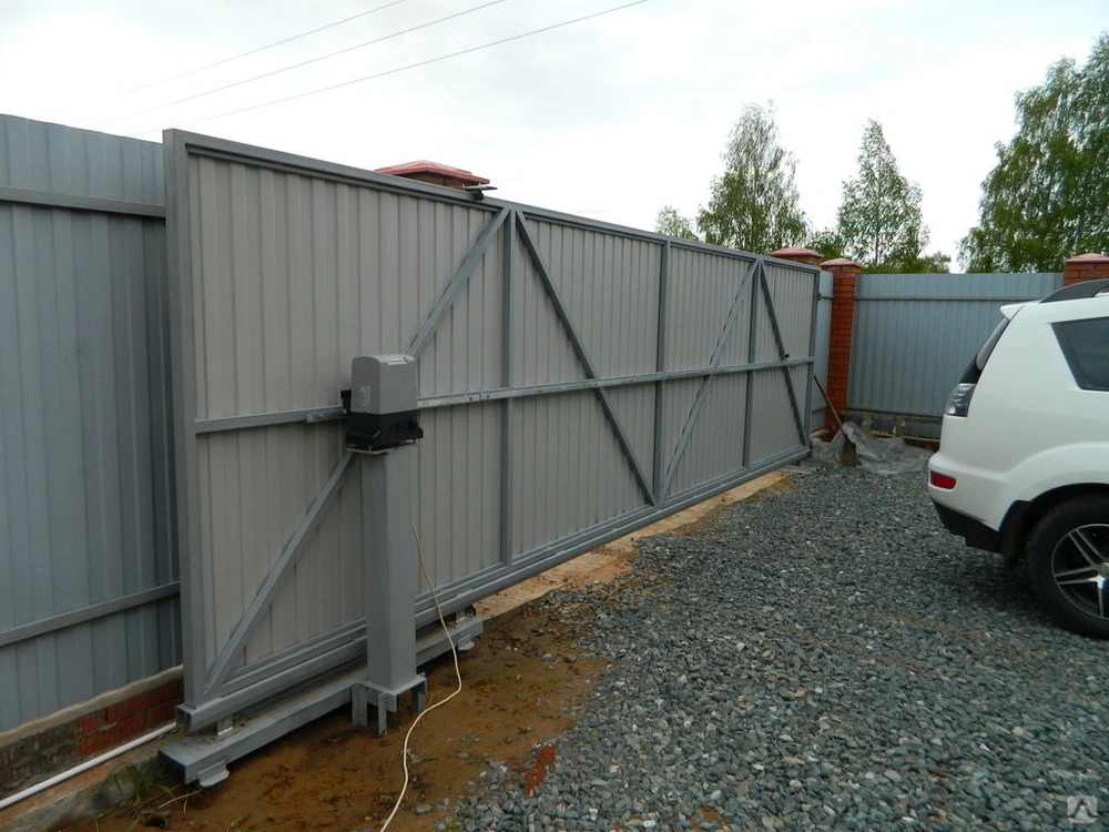 Откатные ворота с дистанционным управлением