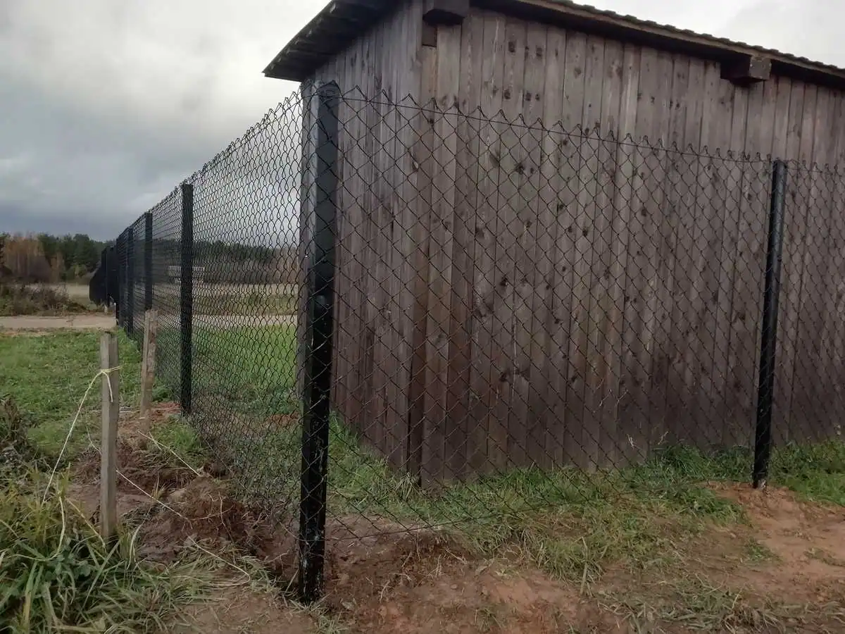 Забор из сетки рабицы с проволокой 155 метров