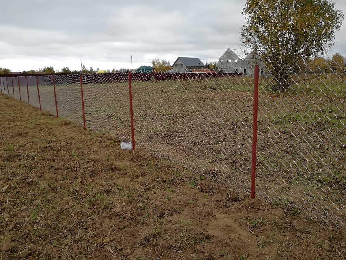 Забор из сетки рабицы с проволокой 54 метра